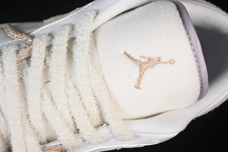 All categories Air Jordan Jordan series basketball shoes Air Jordan 1 Low Air Jordan 1 Low AJ1 Joe 1 meter white brown low-top casual sneakers HV4268-120